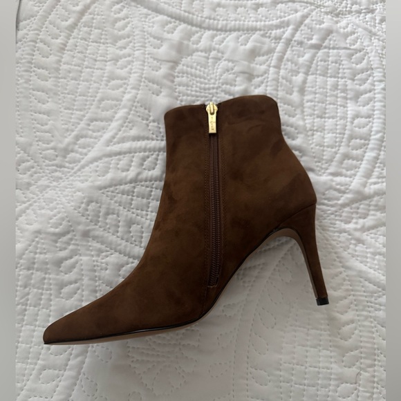 NWOB Steven New York - brown suede bootie with gold tone hardware - Picture 4 of 7